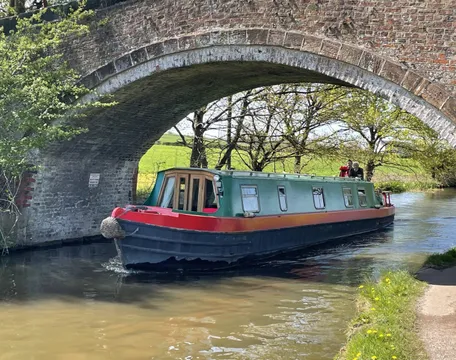 Canal bridge