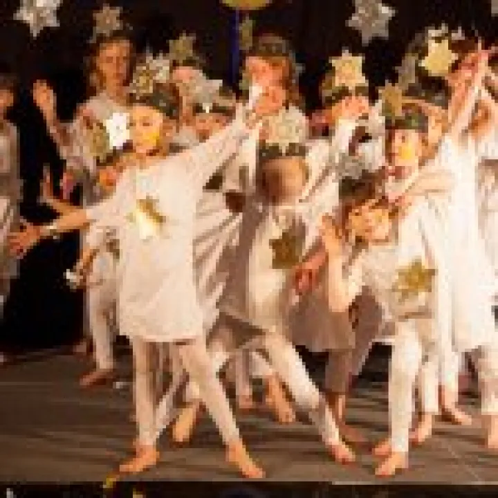 Xmas Show 24