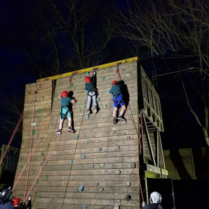 Audlem-Beavers-Climbing