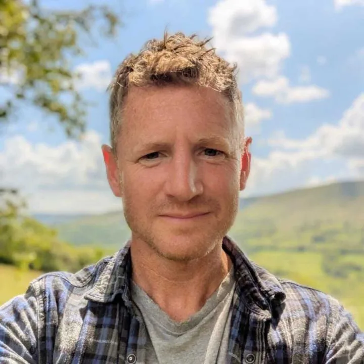 Geoff Holder