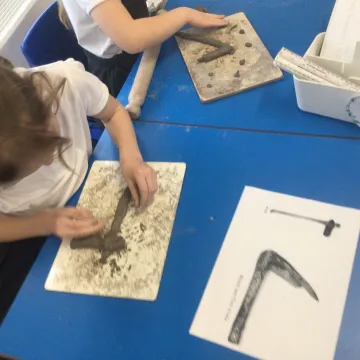 Fc882d7d-004d-42f1-8b79-06925662e2ab