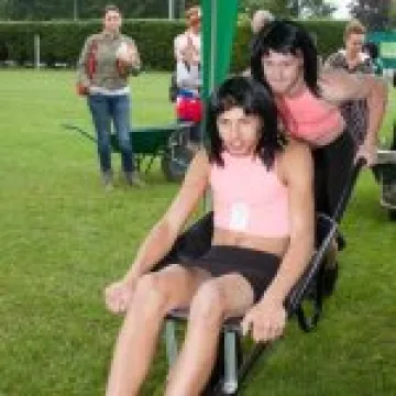 Wheelbarrow Race 08