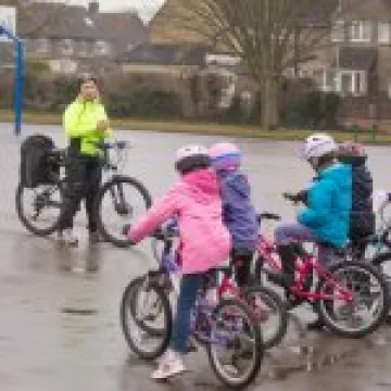 Cycle Trainer Helen with students