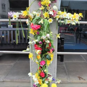 WB Cross