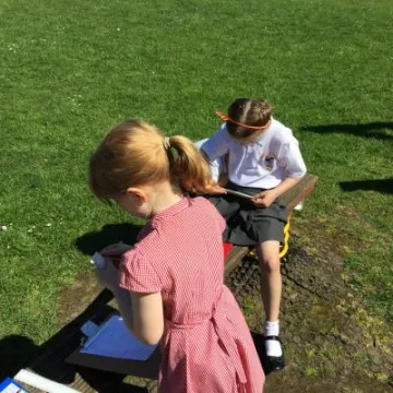 F8E84E00-4CBE-4298-A58D-8BA2774D9410