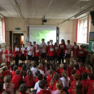 CE909DF6-52A9-4E9F-B21F-2547EAC4B987