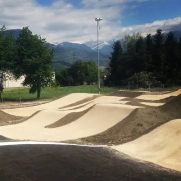 WCC Aigle SX BMX track side view