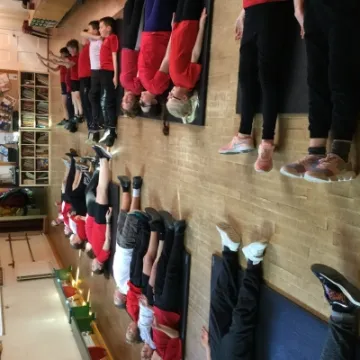 EAF04C11-73DE-4FD7-B350-45BB15E30EA8