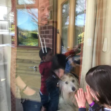 Image: 359E40B2-F757-479B-89C8-FEF9D50BDC33