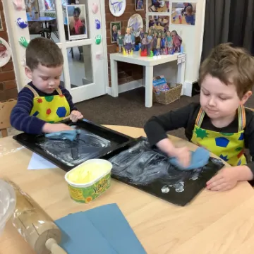 585E62C3-8849-42DE-8249-D039E8D87ABC