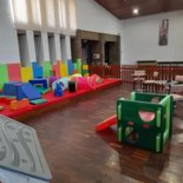 Side Door soft play 2