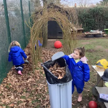 1E915B27-9D53-44B9-8293-14DBB0CFB5E8