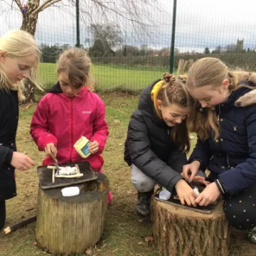 B43973B4-B7B1-489E-A67E-CA42E4AE8C7A