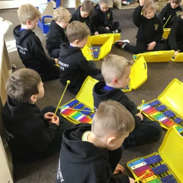 D75357CE-327C-4B2F-A9A5-227B9335A50F