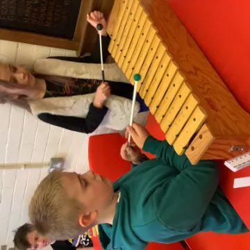 94FD40D2-522F-4825-A20F-B16DEFDC6F9E