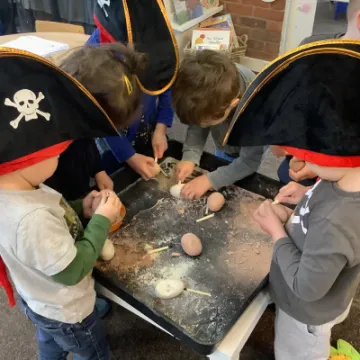 4765D970-F2E2-43F1-914A-73789E633F37