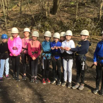 C6038443-157A-47A2-BB3C-1D388AC3B231