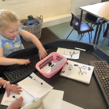 EC1BCAB3-199E-4A69-8640-7B3CDEBC1640