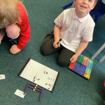 1B0475DC-3FBF-4604-8151-FE0B0695F45A