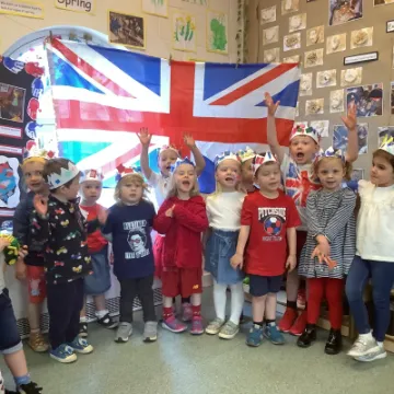 5DE60C9C-89CD-4026-A415-9A56F502110B