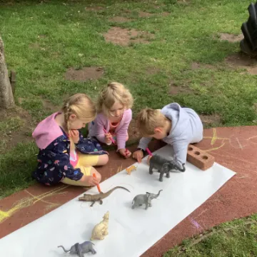 E141B8F1-7B8C-405A-9E6D-B31DA225EB1F