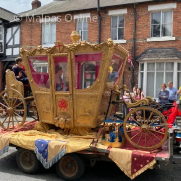 Gold Coach