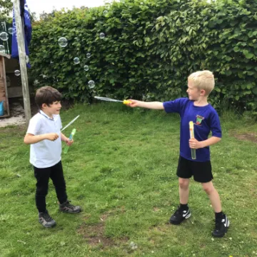 53127BCA-DD8C-41B5-8FA1-DBF4CEEBFD59