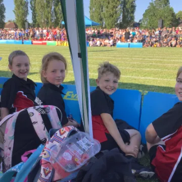 AC737EAF-E29F-41F6-BBB2-7009C89FCCE1