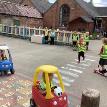 61B27B1C-557A-4B92-BE3D-E1FA0C52863D