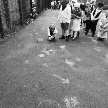 AF7D2B74-6312-45EB-ABD3-BF35D7D3618B