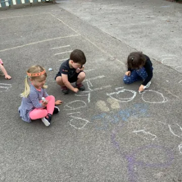 F7ABDD28-6D6B-4A36-881C-7B172B9C8A73