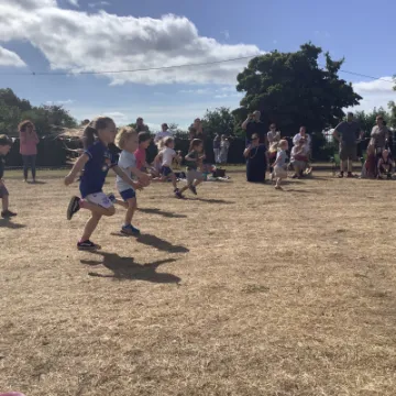 50A911D2-36B9-417E-B58B-5C0F079A9389