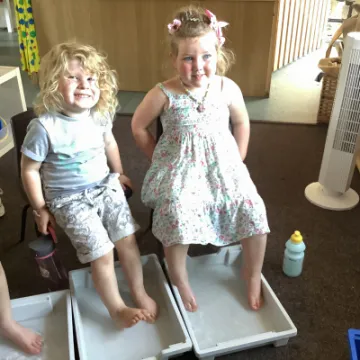 810659AA-129B-4349-9D25-5E8264AF9DA8