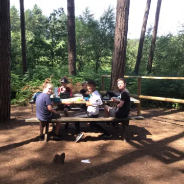 6D091B21-6A97-40EF-9A11-1BB1B473A0C1