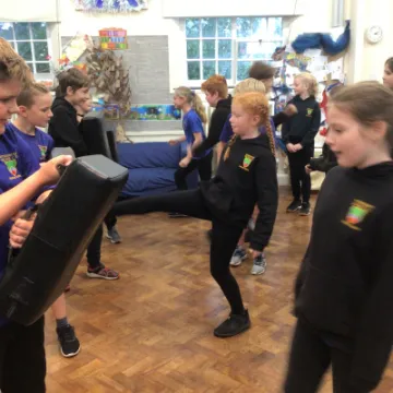 32E7CCF2-5168-4B15-B1DC-B09D7D4966B6