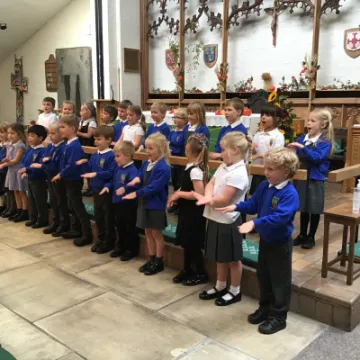 5D0B198B-F76D-49E6-BD1E-8B8B3DF3C660