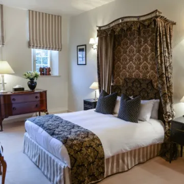 Empress Suite  – Combermere