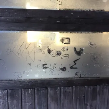 668AC6D9-2CC0-400B-BC45-C9AFCE5683AC