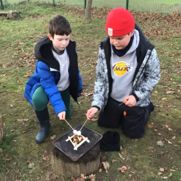 5906E616-99EF-4E98-A7A1-E397F56CA79F