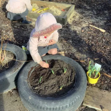 D00C0281-5437-4D8B-9AEB-A75D7EED5434