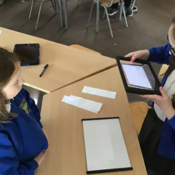 1379CAE9-C5B4-47E5-8F29-D60A88581B11