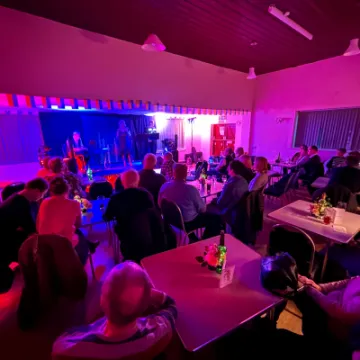 39 three 4 The Bar 39  Perform On Stage At Adderley  2