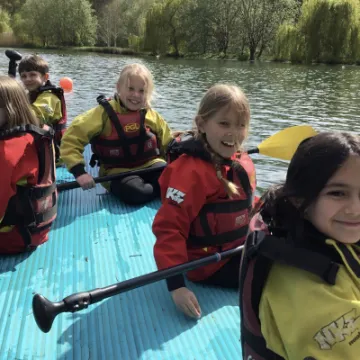 8137787D-E7DF-430F-8DC9-4C7941263C61