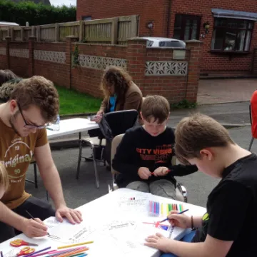 Coronation Street Party, 070523   12