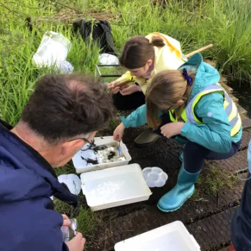 F17C77B5-AB4C-42B0-9B84-5C55E1808701