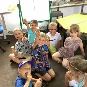 179953D7-3ACF-4AA9-A5D9-AE800073E5E1