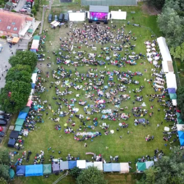 Aerial View Of Roy G Hemmings And The Dictionary Of Soul Performing  2
