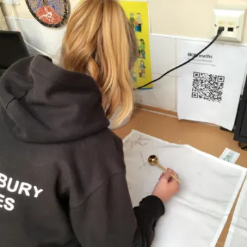 3A3D76CF-3EF0-4D67-A329-E214603DDC84