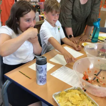 CE4A79C6-06C1-48A5-A645-8C42575DE199