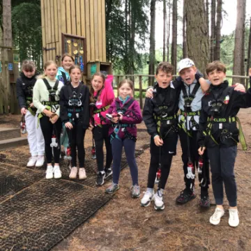 CC7F6B3F-45A3-4DE5-A15C-FC23B6A32DA1